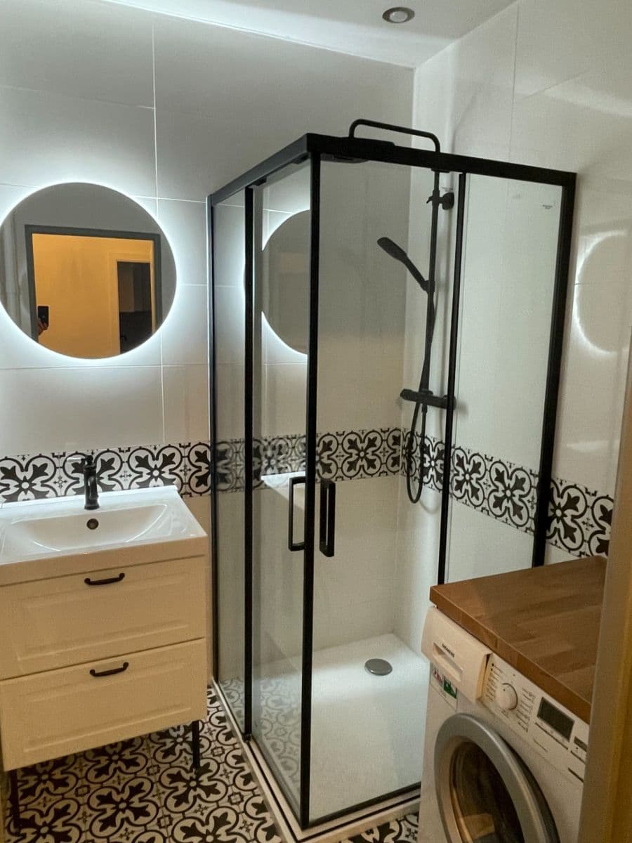 Prenájom bytu 2-izbový 45 m², Na Slupi, Praha, Praha Prenájom bytu 2-izbový 45 m², Na Slupi, Praha, Praha