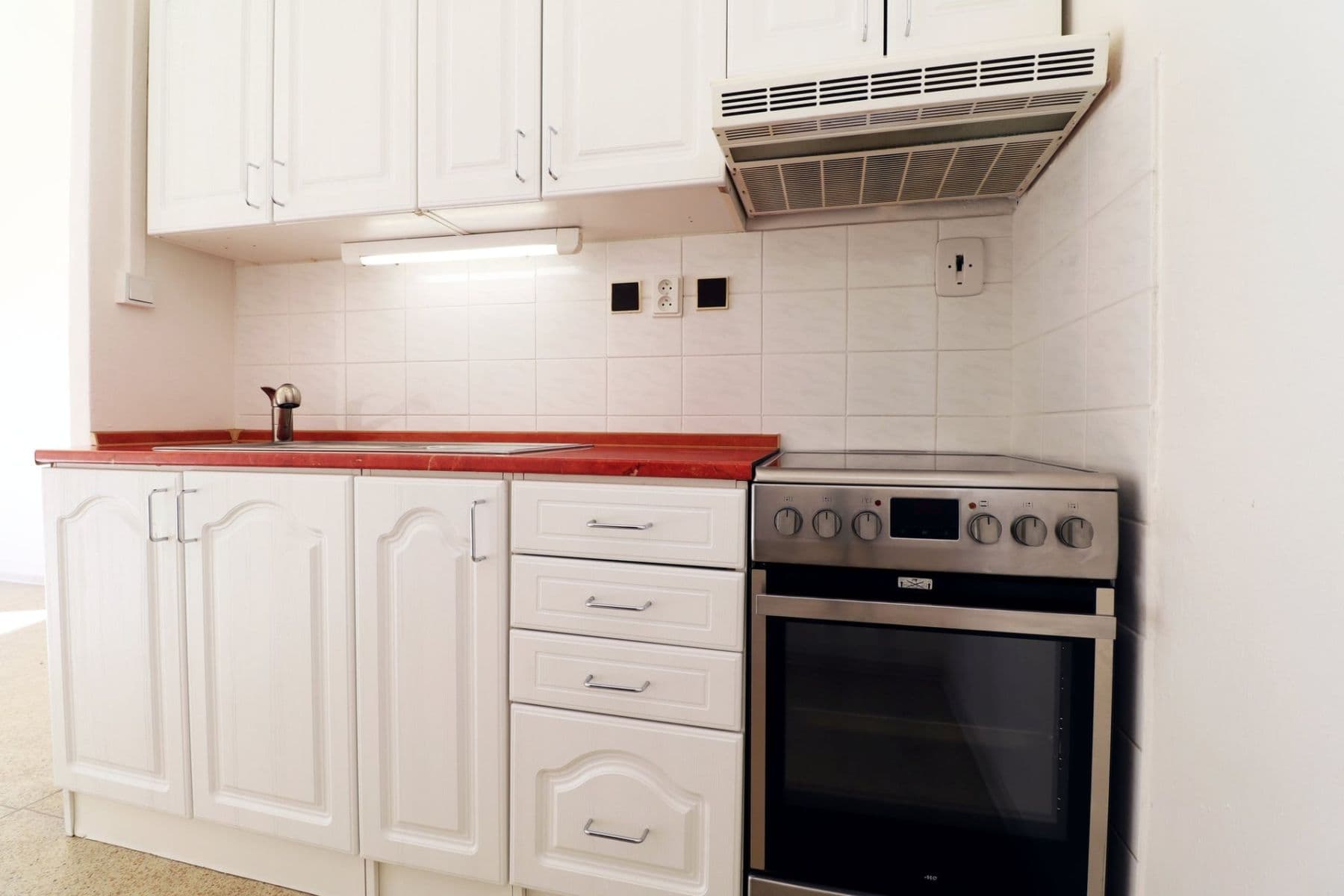 Prenájom bytu 2-izbový 45 m², U zeleného ptáka, Praha, Praha Prenájom bytu 2-izbový 45 m², U zeleného ptáka, Praha, Praha