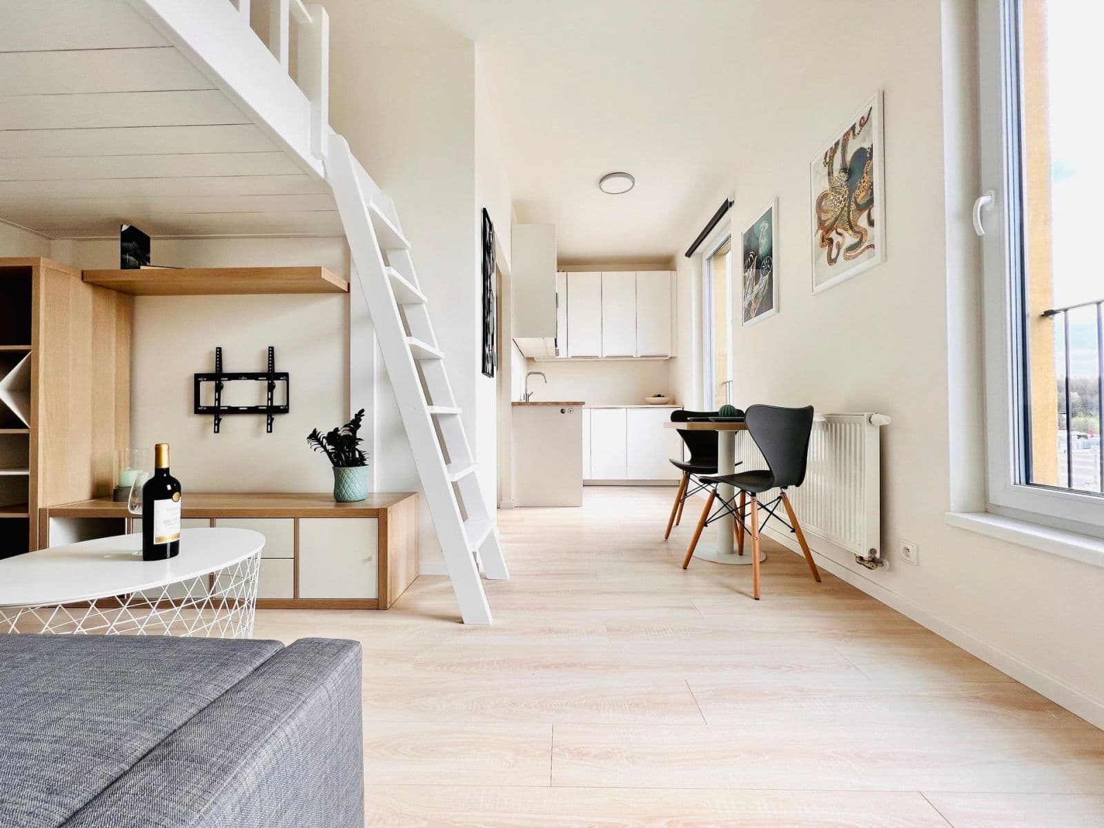 Prenájom bytu 1-izbový 27 m², Poděbradská, Praha, Praha Prenájom bytu 1-izbový 27 m², Poděbradská, Praha, Praha