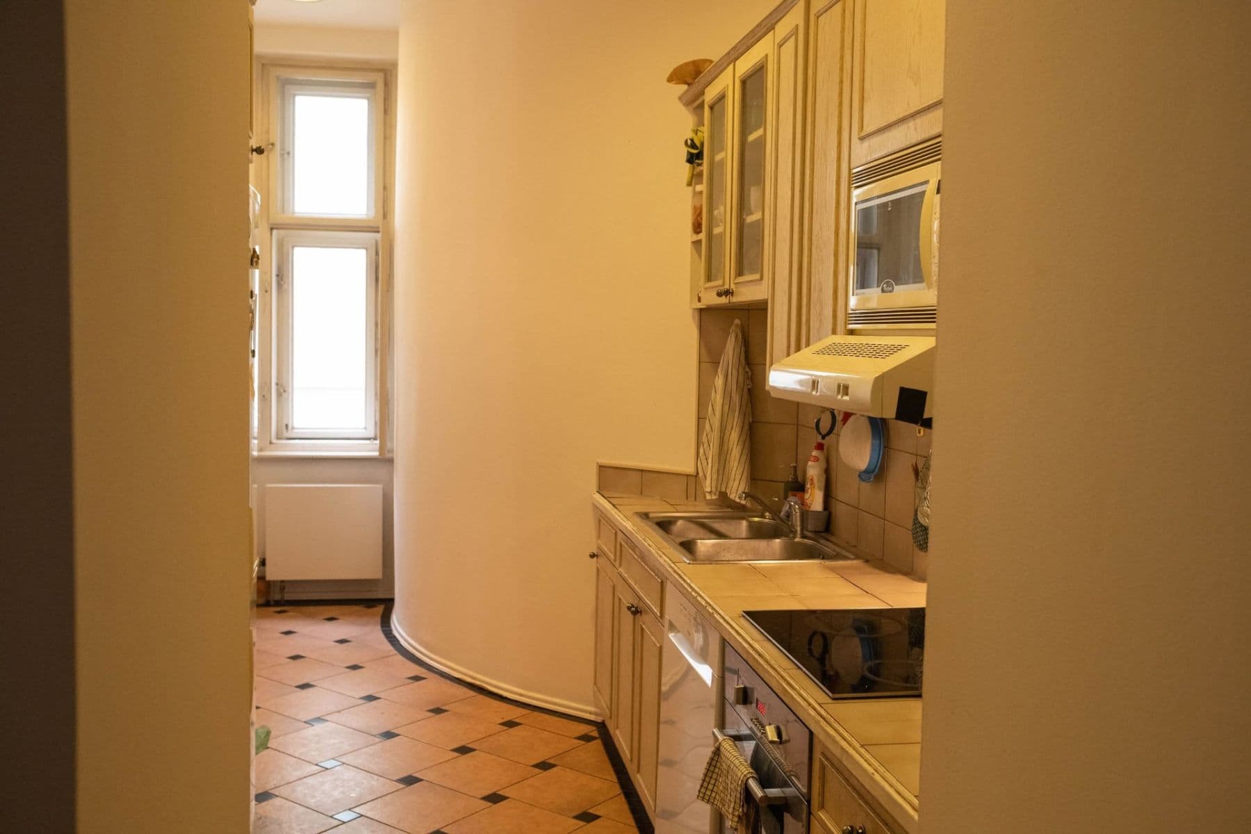 Prenájom bytu 3-izbový 26 m², Janáčkovo nábřeží, Praha, Praha Prenájom bytu 3-izbový 26 m², Janáčkovo nábřeží, Praha, Praha