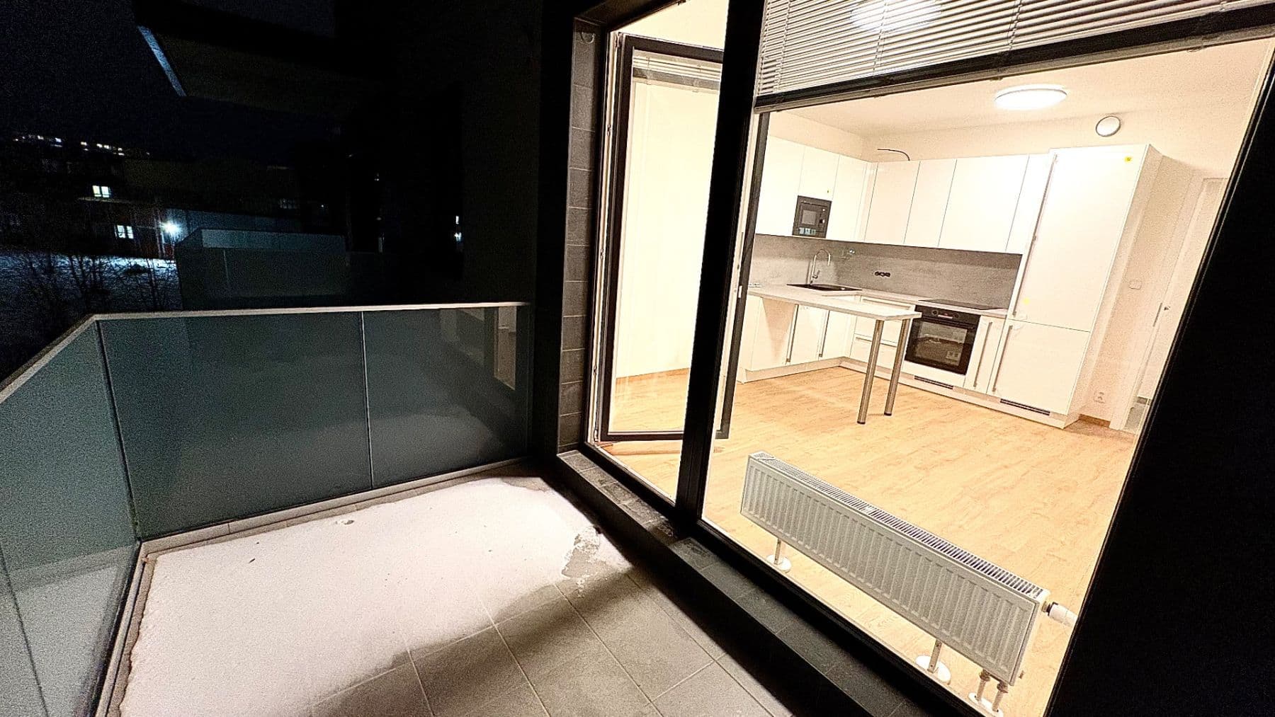 Prenájom bytu 2-izbový 45 m², Čakovická, Praha, Praha Prenájom bytu 2-izbový 45 m², Čakovická, Praha, Praha