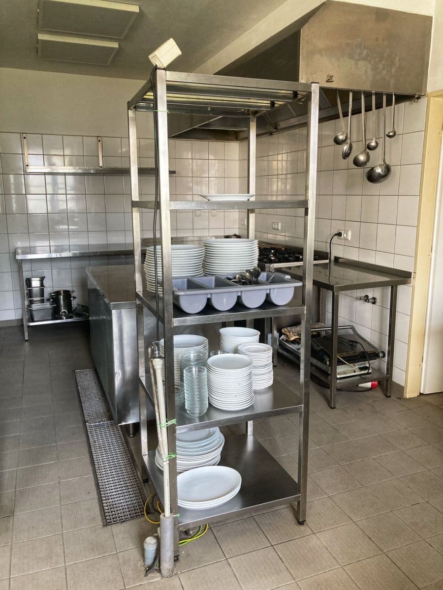 Prenájom nebytového priestoru 180 m², Koštice, Ústecký kraj Prenájom nebytového priestoru 180 m², Koštice, Ústecký kraj