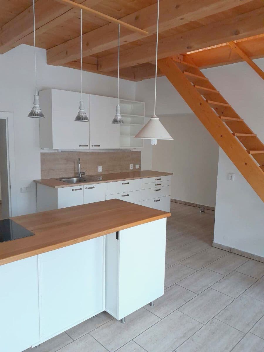 Predaj domu 115 m², pozemek 600 m², Kytnerova, Brno, Jihomoravský kraj Predaj domu 115 m², pozemek 600 m², Kytnerova, Brno, Jihomoravský kraj