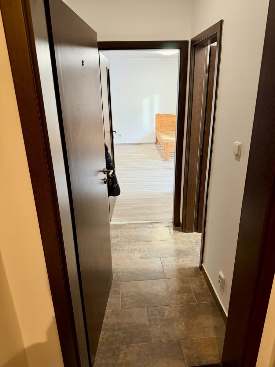 Prenájom bytu 1-izbový 30 m², Poděbradova, Brno, Jihomoravský kraj Prenájom bytu 1-izbový 30 m², Poděbradova, Brno, Jihomoravský kraj