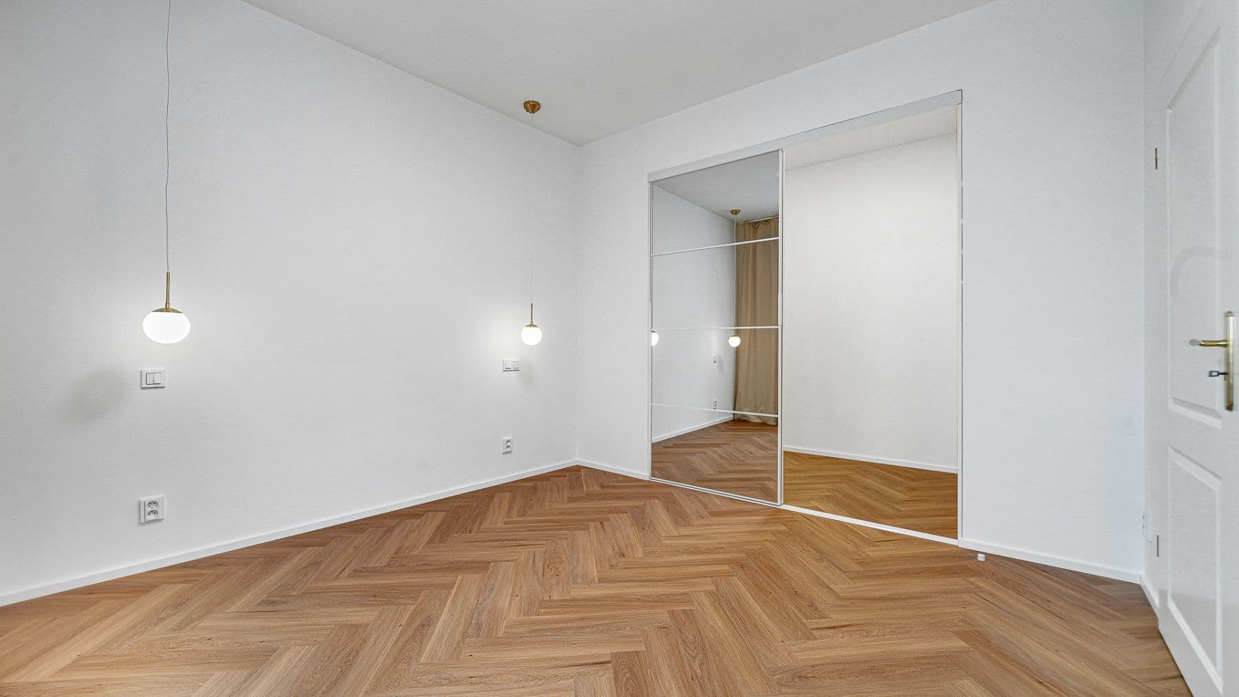 Predaj bytu 3-izbový 70 m², Argentinská, Praha, Praha Predaj bytu 3-izbový 70 m², Argentinská, Praha, Praha