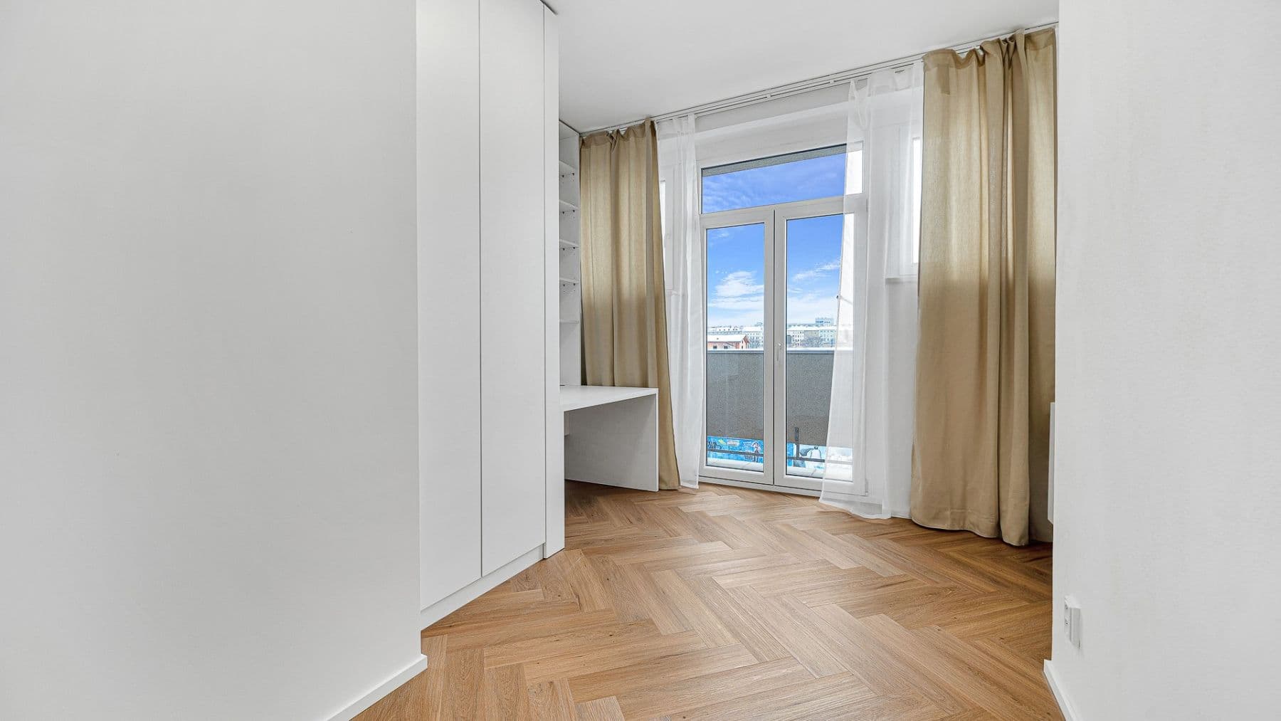Predaj bytu 3-izbový 70 m², Argentinská, Praha, Praha Predaj bytu 3-izbový 70 m², Argentinská, Praha, Praha