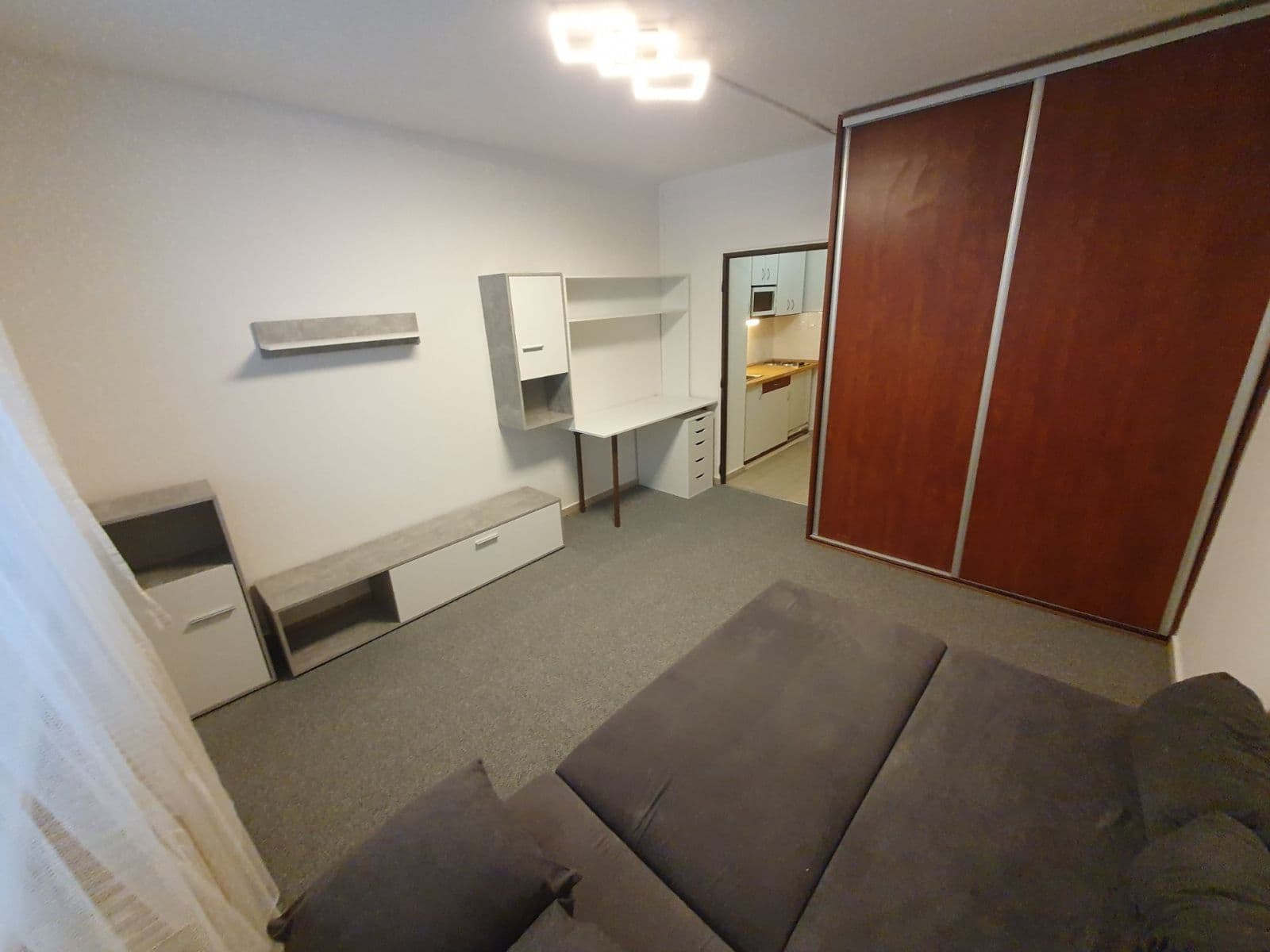 Prenájom bytu 1-izbový 20 m², Jedovnická, Brno, Jihomoravský kraj Prenájom bytu 1-izbový 20 m², Jedovnická, Brno, Jihomoravský kraj