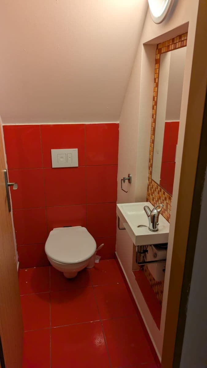 Prenájom bytu 5-izbový 126 m², Osvoboditelů, Hlučín, Moravskoslezský kraj Prenájom bytu 5-izbový 126 m², Osvoboditelů, Hlučín, Moravskoslezský kraj