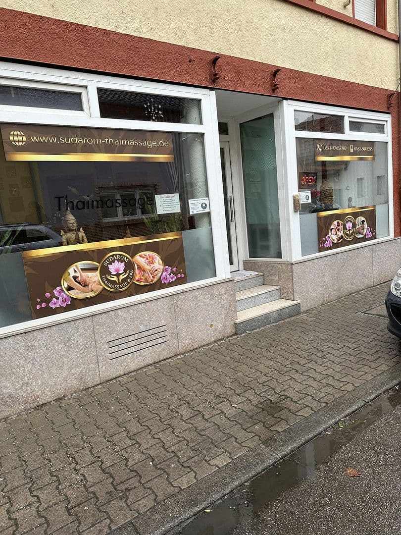 Prenájom kancelárie 45 m², Mannheim, Bádensko-Wurttembersko Prenájom kancelárie 45 m², Mannheim, Bádensko-Wurttembersko