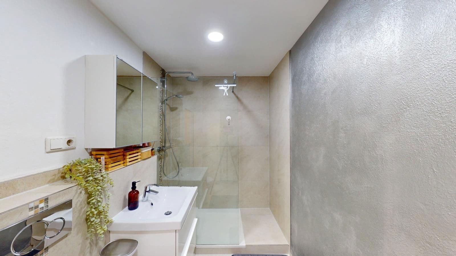 Predaj bytu 3-izbový 94 m², Wuppertal, Severné Porýnie - Westfálsko Predaj bytu 3-izbový 94 m², Wuppertal, Severné Porýnie - Westfálsko