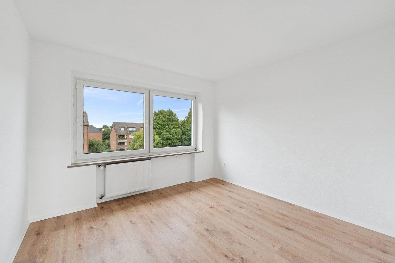 Predaj bytu 3-izbový 65 m², Krefeld, Severné Porýnie - Westfálsko Predaj bytu 3-izbový 65 m², Krefeld, Severné Porýnie - Westfálsko