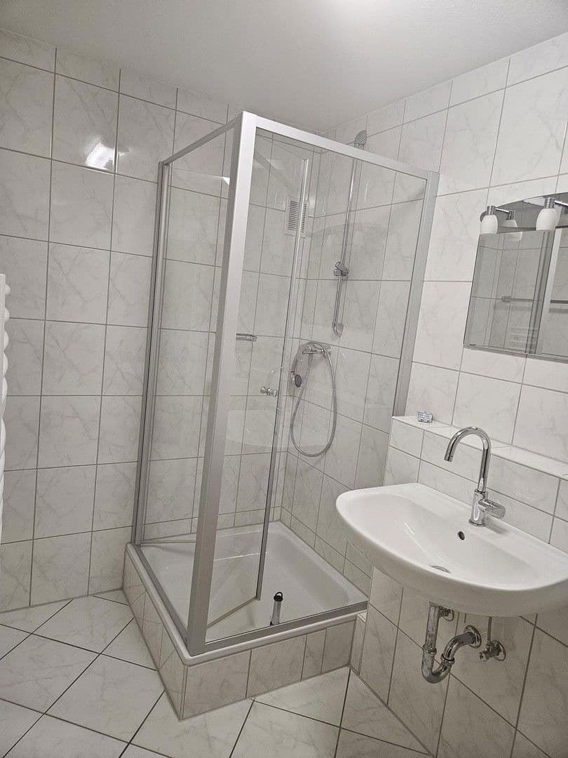 Prenájom bytu 2-izbový 60 m², Heilbronn, Bádensko-Wurttembersko Prenájom bytu 2-izbový 60 m², Heilbronn, Bádensko-Wurttembersko