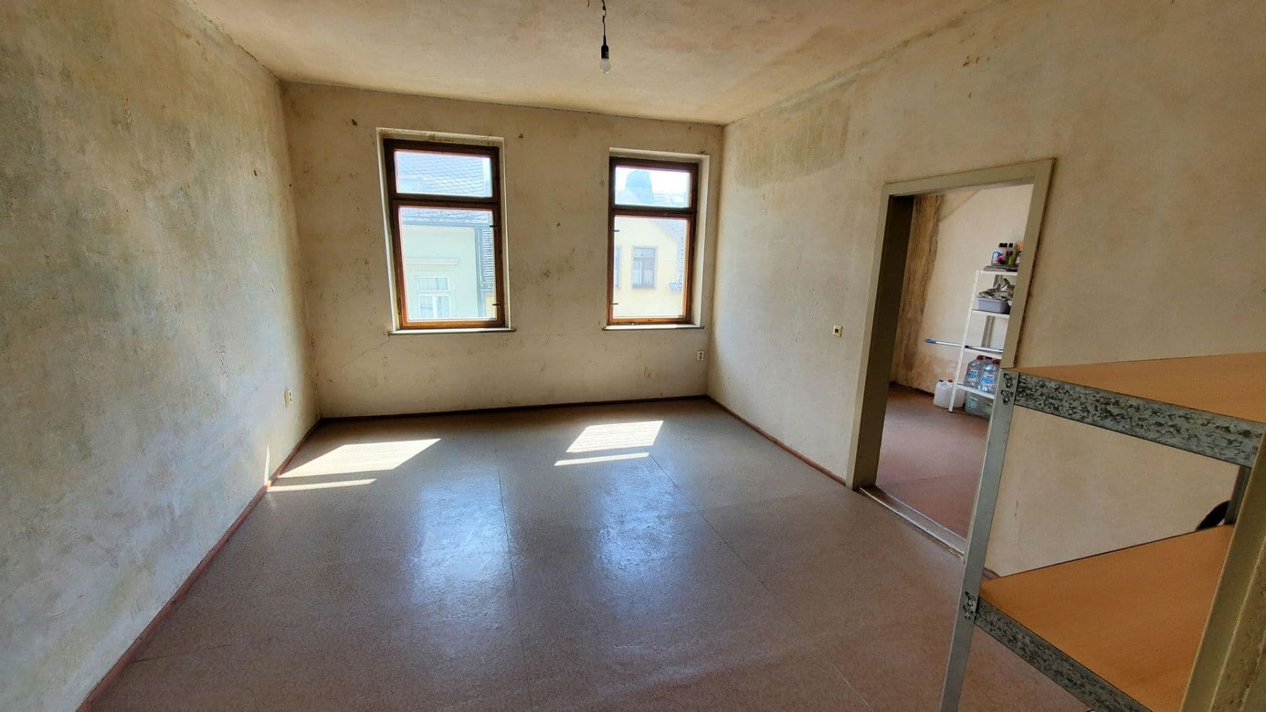 Predaj domu 273 m², pozemek 474 m², Pohlitzer Straße 15, Greiz, Durínsko Predaj domu 273 m², pozemek 474 m², Pohlitzer Straße 15, Greiz, Durínsko