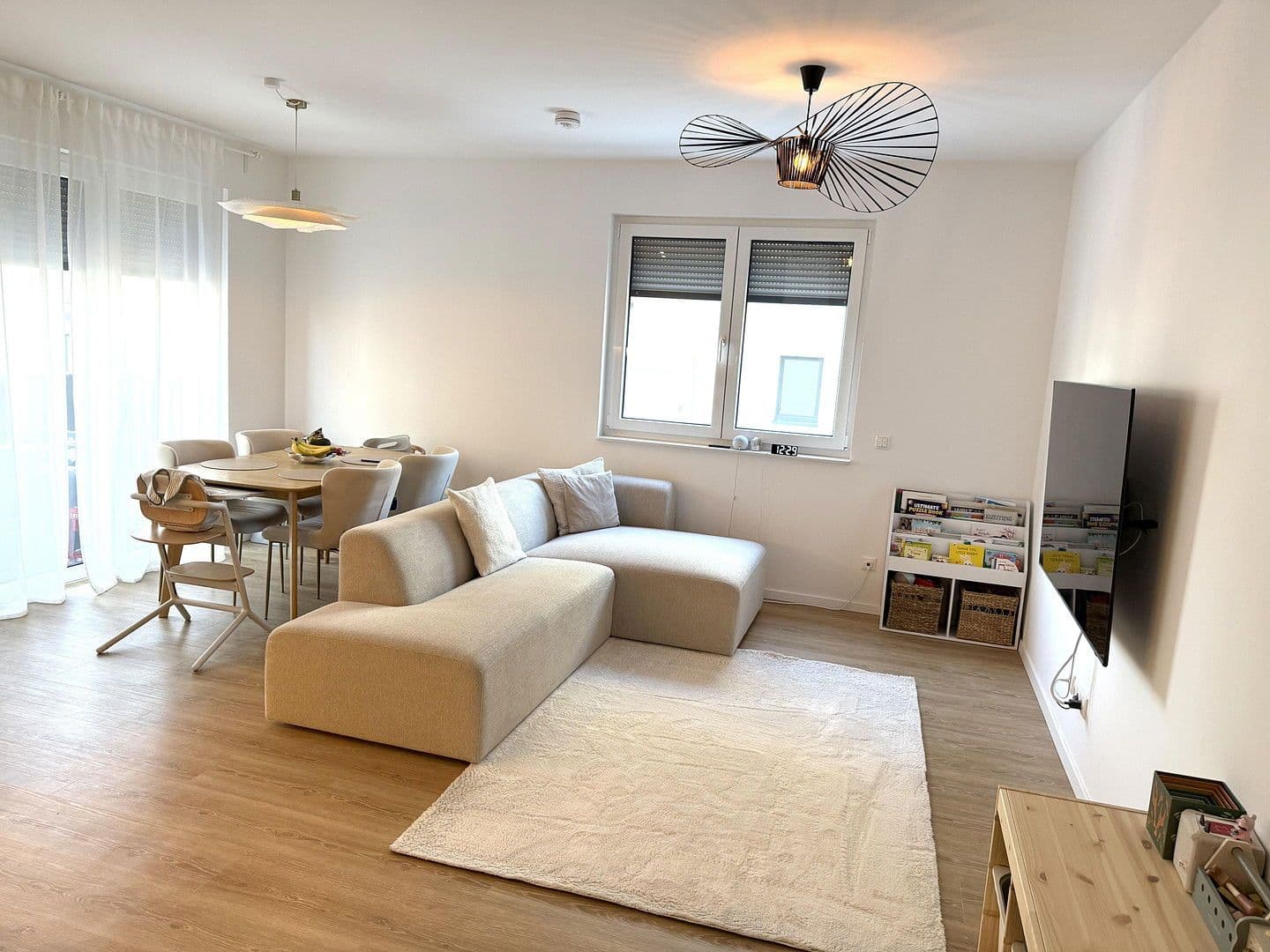Predaj bytu 3-izbový 87 m², Berlin, Berlín Predaj bytu 3-izbový 87 m², Berlin, Berlín