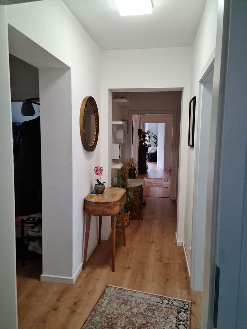 Prenájom bytu 4-izbový 136 m², Markt Str. 13, Rehburg-Loccum, Dolné Sasko Prenájom bytu 4-izbový 136 m², Markt Str. 13, Rehburg-Loccum, Dolné Sasko