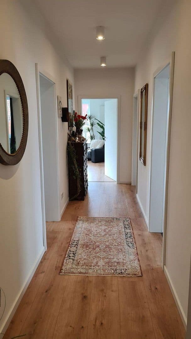 Prenájom bytu 4-izbový 136 m², Markt Str. 13, Rehburg-Loccum, Dolné Sasko Prenájom bytu 4-izbový 136 m², Markt Str. 13, Rehburg-Loccum, Dolné Sasko