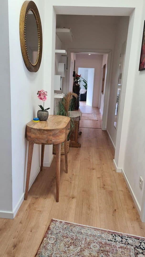 Prenájom bytu 4-izbový 136 m², Markt Str. 13, Rehburg-Loccum, Dolné Sasko Prenájom bytu 4-izbový 136 m², Markt Str. 13, Rehburg-Loccum, Dolné Sasko