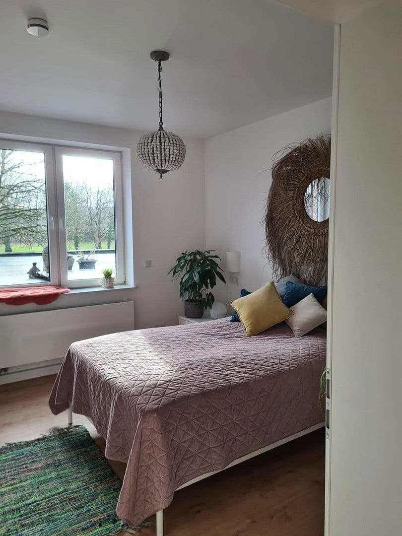 Prenájom bytu 4-izbový 136 m², Markt Str. 13, Rehburg-Loccum, Dolné Sasko Prenájom bytu 4-izbový 136 m², Markt Str. 13, Rehburg-Loccum, Dolné Sasko