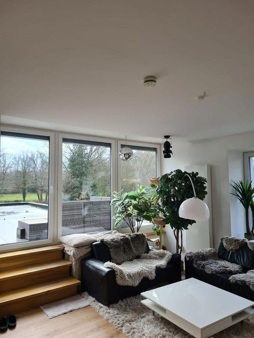 Prenájom bytu 4-izbový 136 m², Markt Str. 13, Rehburg-Loccum, Dolné Sasko Prenájom bytu 4-izbový 136 m², Markt Str. 13, Rehburg-Loccum, Dolné Sasko