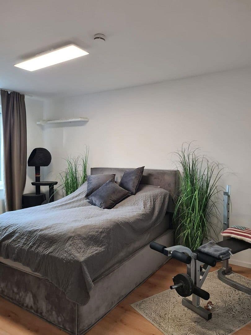 Prenájom bytu 4-izbový 136 m², Markt Str. 13, Rehburg-Loccum, Dolné Sasko Prenájom bytu 4-izbový 136 m², Markt Str. 13, Rehburg-Loccum, Dolné Sasko