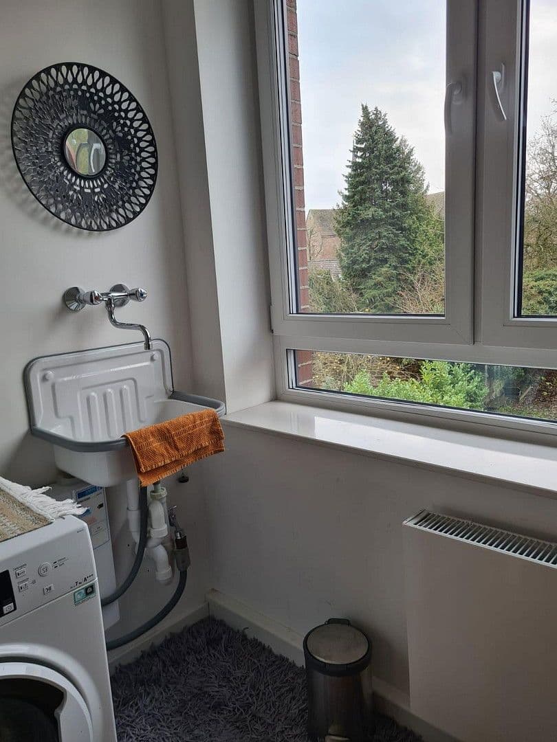 Prenájom bytu 4-izbový 136 m², Markt Str. 13, Rehburg-Loccum, Dolné Sasko Prenájom bytu 4-izbový 136 m², Markt Str. 13, Rehburg-Loccum, Dolné Sasko