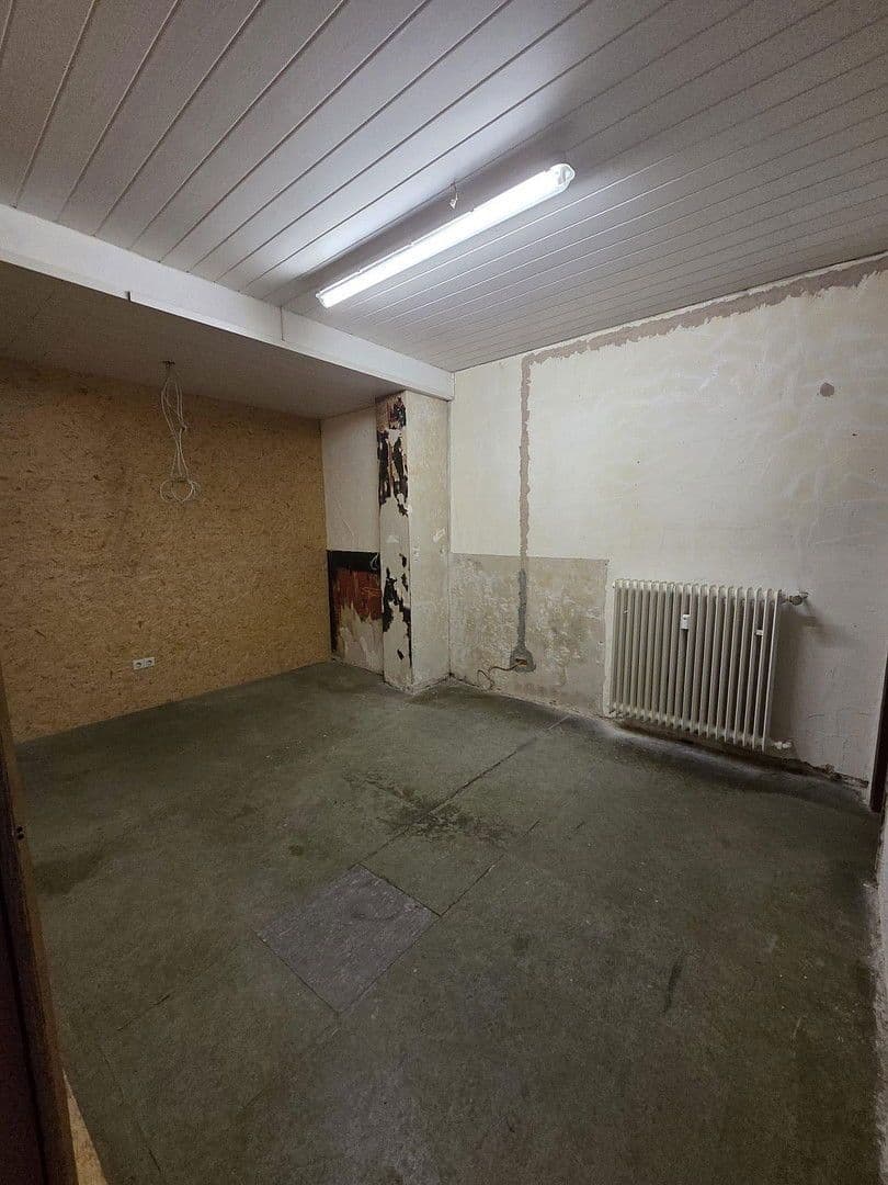 Prenájom nebytového priestoru 120 m², Hilgardring 46, Kaiserslautern, Porýnie-Falcko Prenájom nebytového priestoru 120 m², Hilgardring 46, Kaiserslautern, Porýnie-Falcko