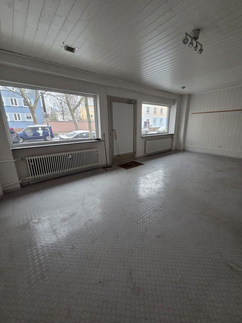 Prenájom nebytového priestoru 120 m², Hilgardring 46, Kaiserslautern, Porýnie-Falcko Prenájom nebytového priestoru 120 m², Hilgardring 46, Kaiserslautern, Porýnie-Falcko