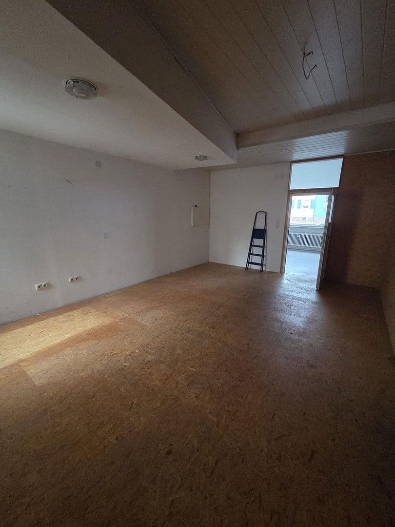 Prenájom nebytového priestoru 120 m², Hilgardring 46, Kaiserslautern, Porýnie-Falcko Prenájom nebytového priestoru 120 m², Hilgardring 46, Kaiserslautern, Porýnie-Falcko