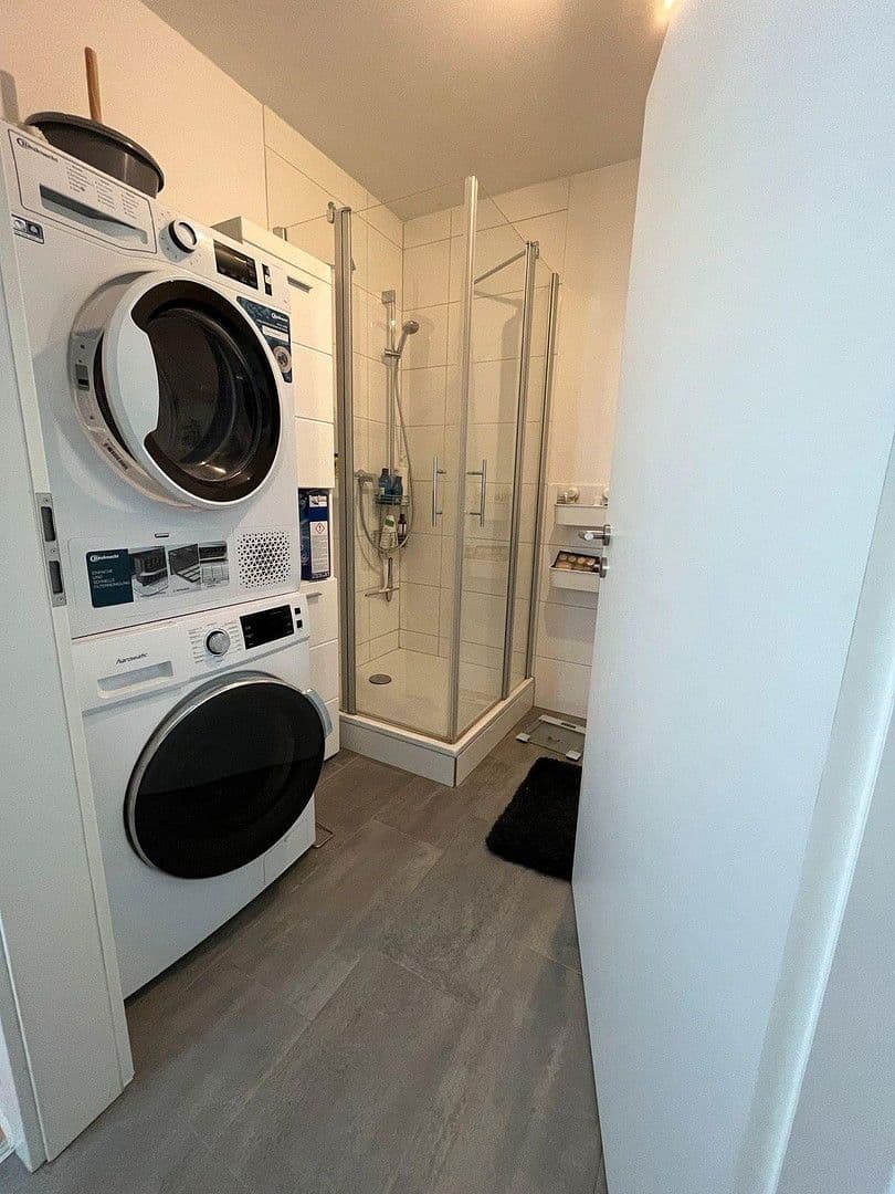 Prenájom bytu 2-izbový 73 m², Reinheim, Hesensko Prenájom bytu 2-izbový 73 m², Reinheim, Hesensko