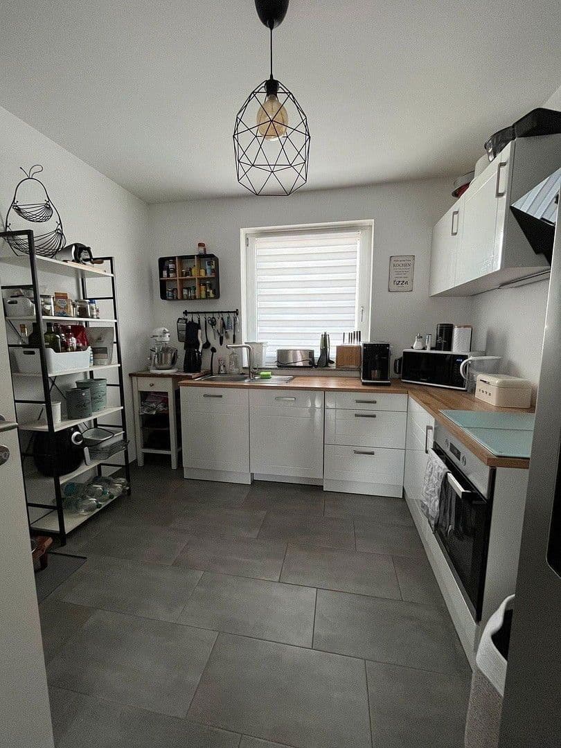 Prenájom bytu 2-izbový 73 m², Reinheim, Hesensko Prenájom bytu 2-izbový 73 m², Reinheim, Hesensko