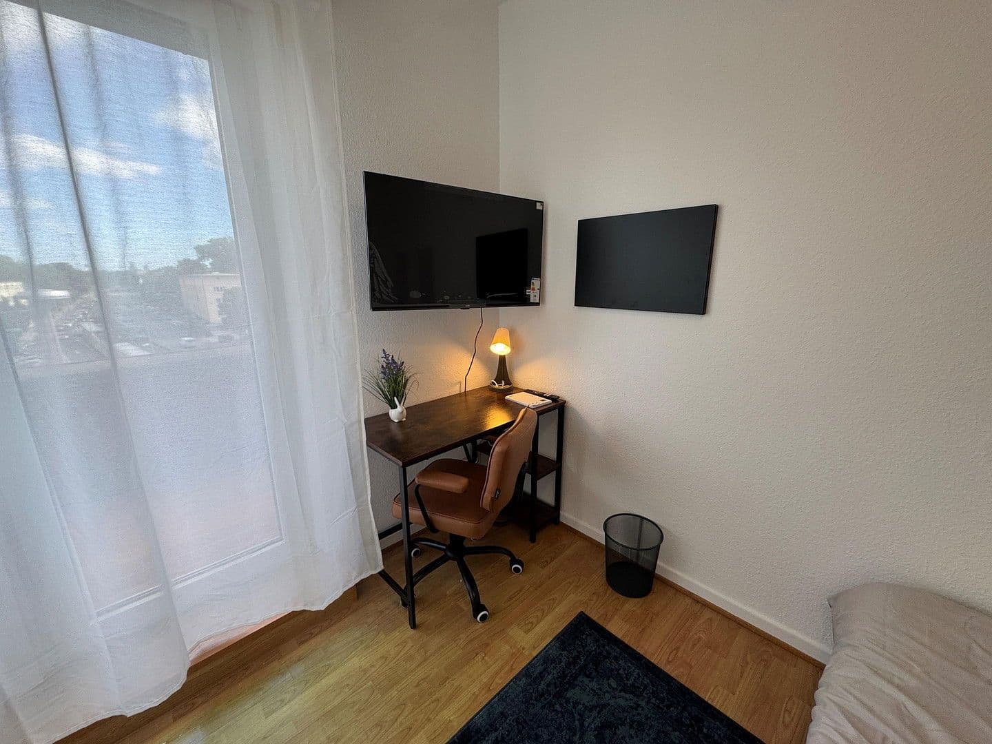 Prenájom bytu 1-izbový 21 m², Lucaestraße 15, Frankfurt am Main, Hesensko Prenájom bytu 1-izbový 21 m², Lucaestraße 15, Frankfurt am Main, Hesensko