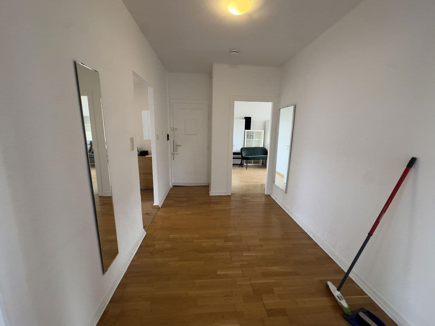 Prenájom bytu 1-izbový 21 m², Lucaestraße 15, Frankfurt am Main, Hesensko Prenájom bytu 1-izbový 21 m², Lucaestraße 15, Frankfurt am Main, Hesensko