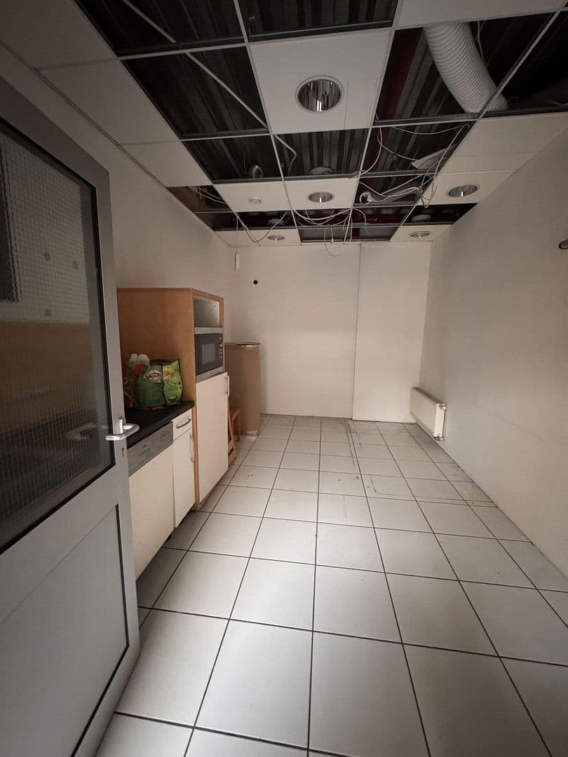 Prenájom nebytového priestoru 988 m², Otto-Kipp-Straße 2, Scharbeutz, Šlezvicko-Holštajnsko Prenájom nebytového priestoru 988 m², Otto-Kipp-Straße 2, Scharbeutz, Šlezvicko-Holštajnsko