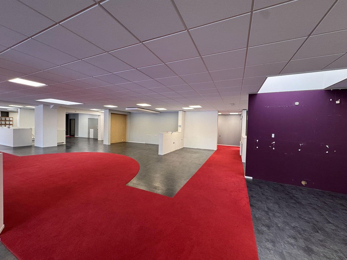 Prenájom nebytového priestoru 988 m², Otto-Kipp-Straße 2, Scharbeutz, Šlezvicko-Holštajnsko Prenájom nebytového priestoru 988 m², Otto-Kipp-Straße 2, Scharbeutz, Šlezvicko-Holštajnsko