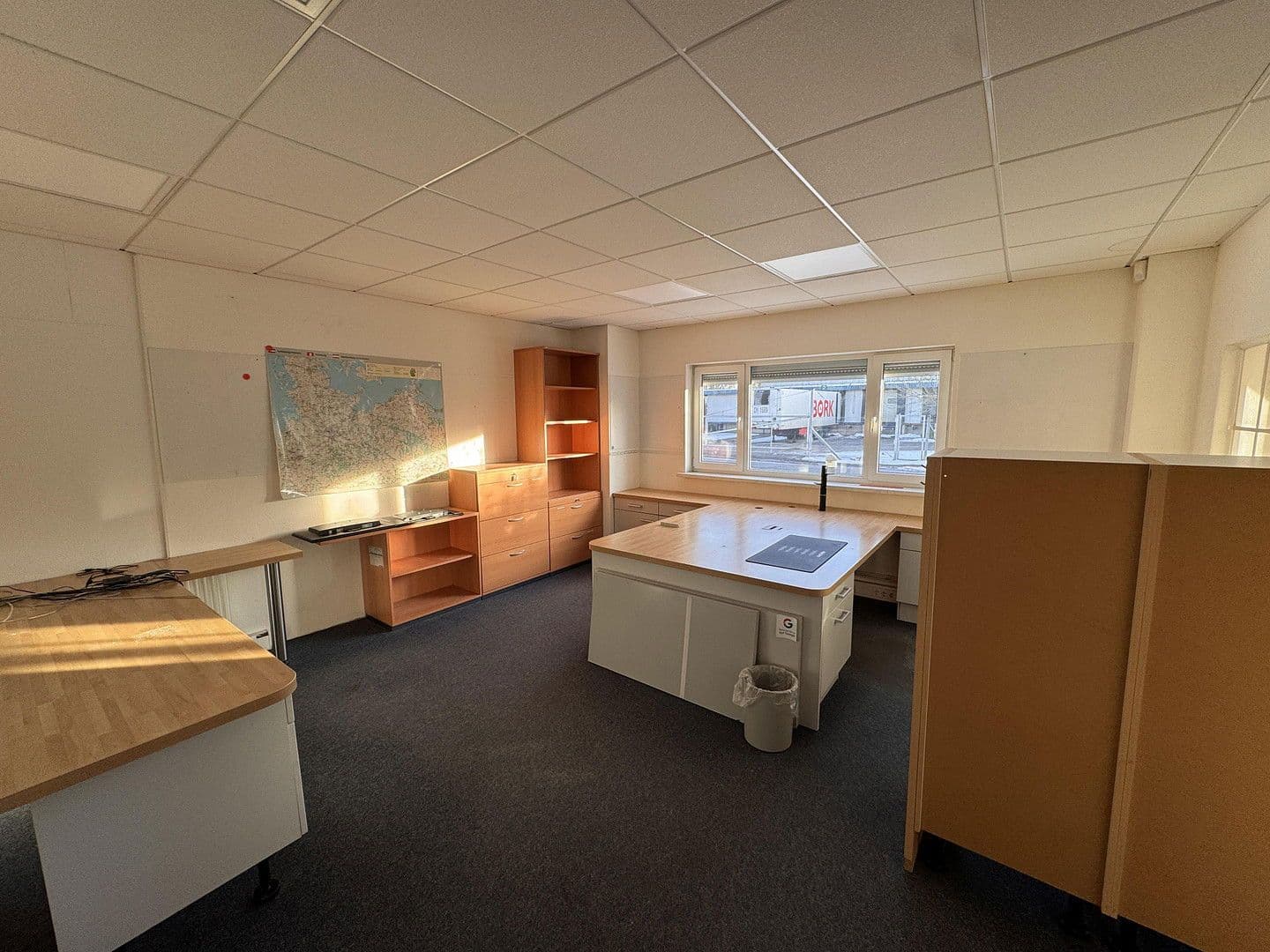 Prenájom nebytového priestoru 988 m², Otto-Kipp-Straße 2, Scharbeutz, Šlezvicko-Holštajnsko Prenájom nebytového priestoru 988 m², Otto-Kipp-Straße 2, Scharbeutz, Šlezvicko-Holštajnsko