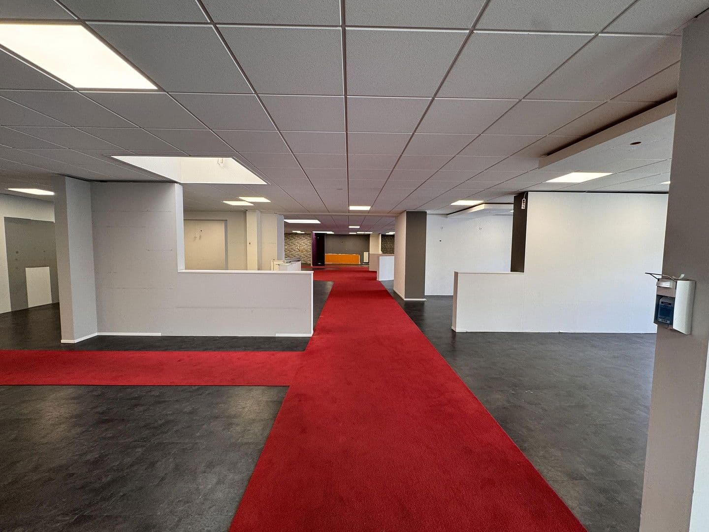 Prenájom nebytového priestoru 988 m², Otto-Kipp-Straße 2, Scharbeutz, Šlezvicko-Holštajnsko Prenájom nebytového priestoru 988 m², Otto-Kipp-Straße 2, Scharbeutz, Šlezvicko-Holštajnsko