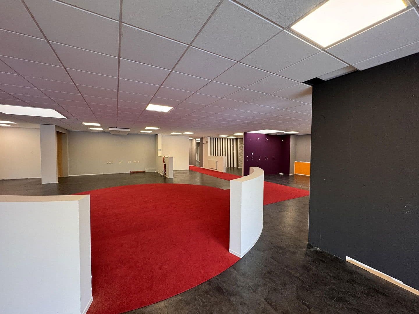 Prenájom nebytového priestoru 988 m², Otto-Kipp-Straße 2, Scharbeutz, Šlezvicko-Holštajnsko Prenájom nebytového priestoru 988 m², Otto-Kipp-Straße 2, Scharbeutz, Šlezvicko-Holštajnsko