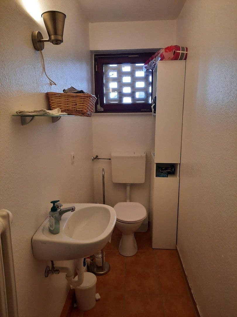 Prenájom bytu 4-izbový 111 m², Flachsrotten 20, Göttingen, Dolné Sasko Prenájom bytu 4-izbový 111 m², Flachsrotten 20, Göttingen, Dolné Sasko