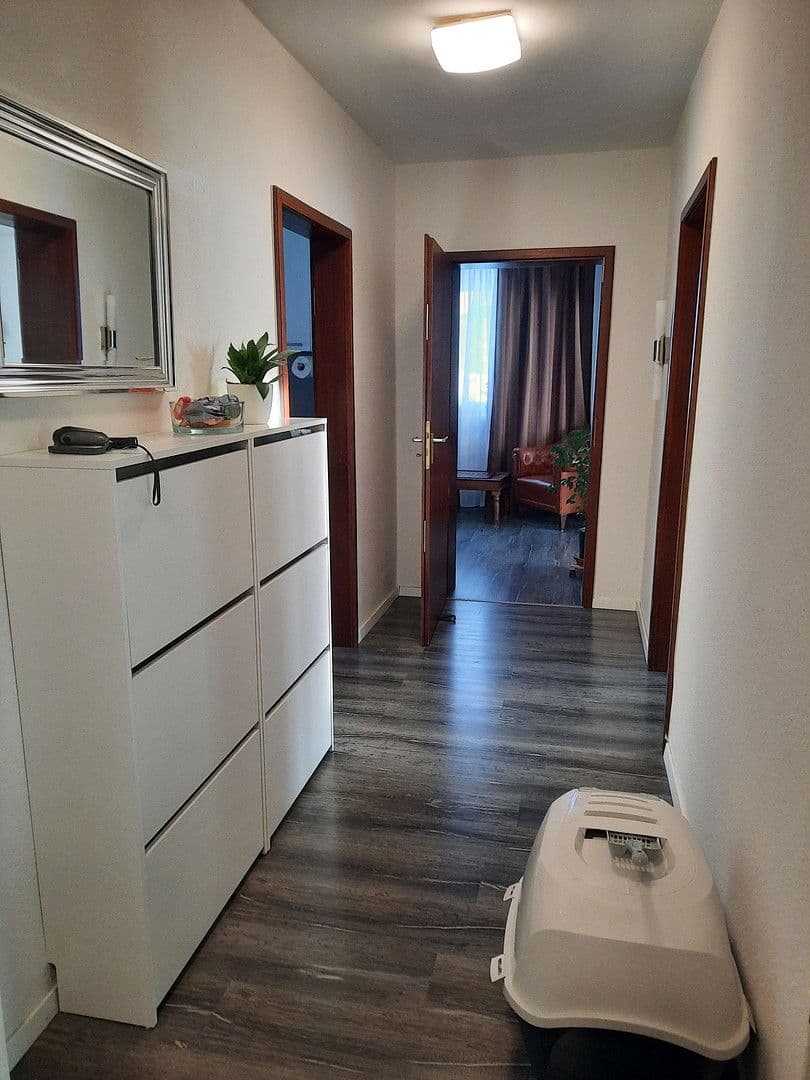 Prenájom bytu 4-izbový 111 m², Flachsrotten 20, Göttingen, Dolné Sasko Prenájom bytu 4-izbový 111 m², Flachsrotten 20, Göttingen, Dolné Sasko