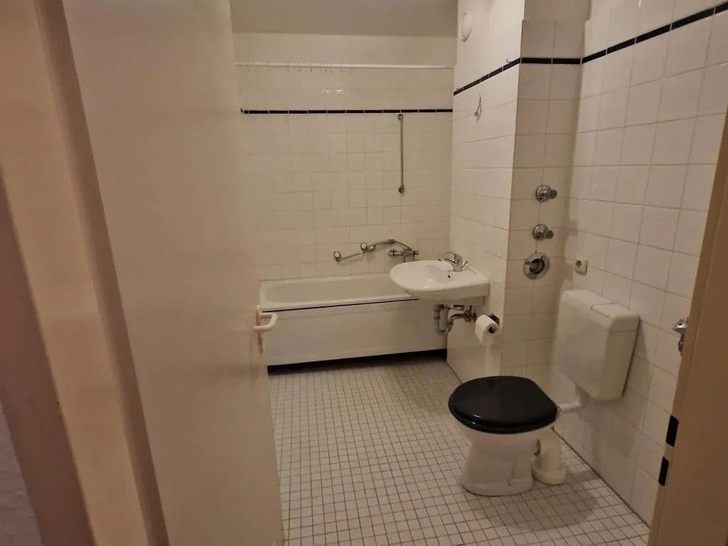 Prenájom bytu 2-izbový 56 m², Marienstraße, Berlin-Bezirk Treptow-Köpenick, Berlín Prenájom bytu 2-izbový 56 m², Marienstraße, Berlin-Bezirk Treptow-Köpenick, Berlín