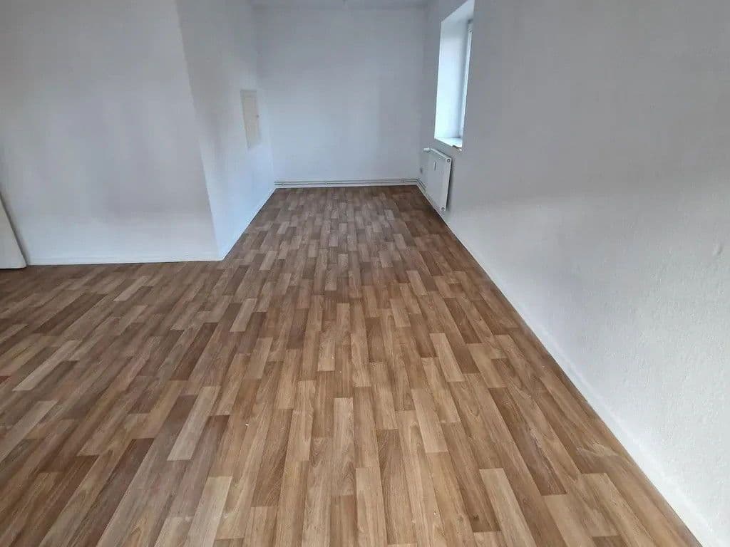 Prenájom bytu 4-izbový 85 m², Kisselnallee, Berlin-Bezirk Spandau, Berlín Prenájom bytu 4-izbový 85 m², Kisselnallee, Berlin-Bezirk Spandau, Berlín