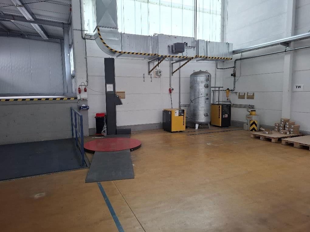 Predaj nebytového priestoru 2.964 m², Königheim, Bádensko-Wurttembersko Predaj nebytového priestoru 2.964 m², Königheim, Bádensko-Wurttembersko