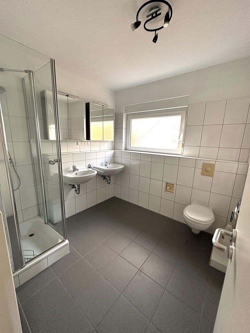 Prenájom domu 167 m², pozemek 330 m², Am Sonnenhang 6b, Otterberg, Porýnie-Falcko Prenájom domu 167 m², pozemek 330 m², Am Sonnenhang 6b, Otterberg, Porýnie-Falcko