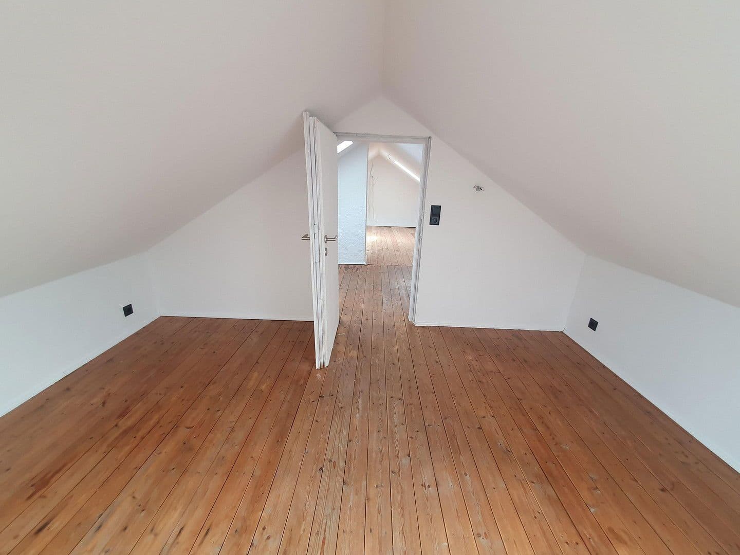 Predaj bytu 6-izbový 152 m², Wilhelm-Leuschner-Str. 40, Darmstadt, Hesensko Predaj bytu 6-izbový 152 m², Wilhelm-Leuschner-Str. 40, Darmstadt, Hesensko