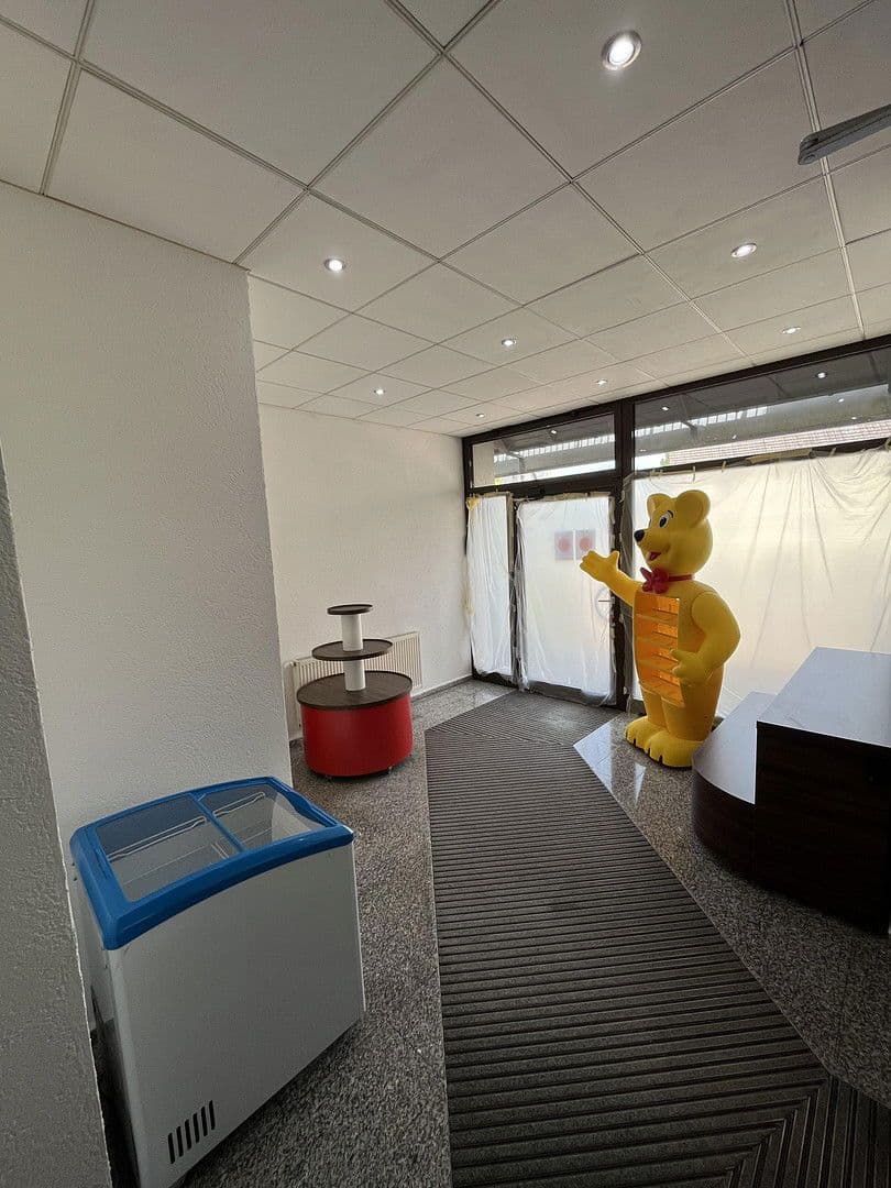 Prenájom kancelárie 67 m², Wettin-Löbejün, Sasko-Anhaltsko Prenájom kancelárie 67 m², Wettin-Löbejün, Sasko-Anhaltsko