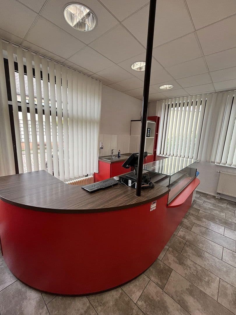 Prenájom kancelárie 67 m², Wettin-Löbejün, Sasko-Anhaltsko Prenájom kancelárie 67 m², Wettin-Löbejün, Sasko-Anhaltsko