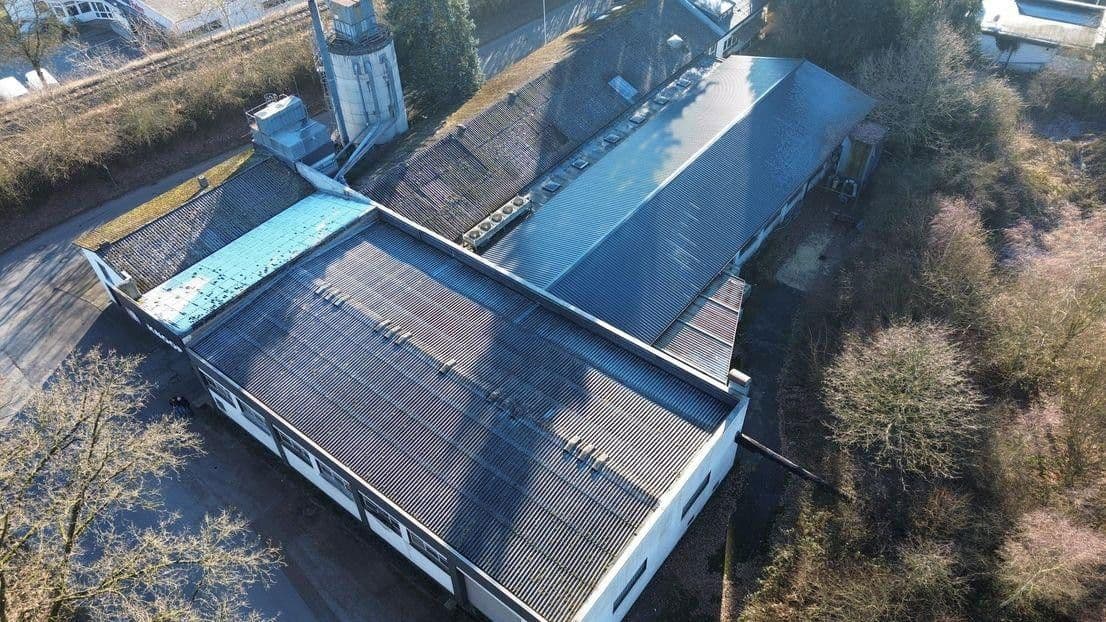 Prenájom nebytového priestoru 3.216 m², Balve, Severné Porýnie - Westfálsko Prenájom nebytového priestoru 3.216 m², Balve, Severné Porýnie - Westfálsko