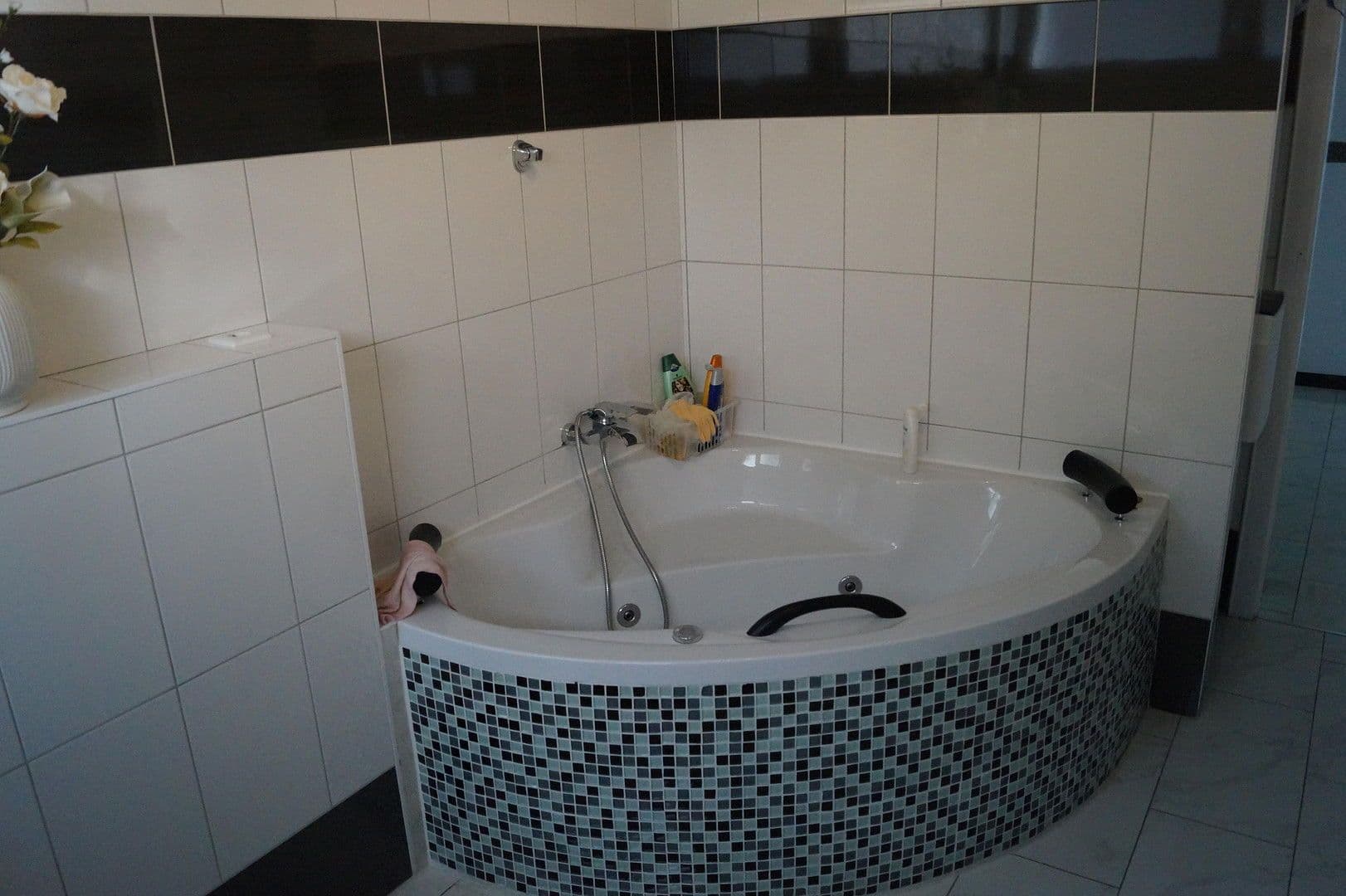 Predaj domu 307 m², pozemek 801 m², Sarstedt, Dolné Sasko Predaj domu 307 m², pozemek 801 m², Sarstedt, Dolné Sasko