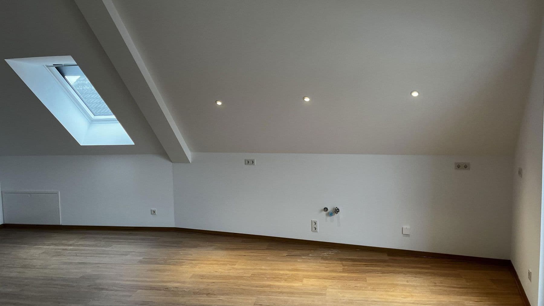 Prenájom bytu 3-izbový 72 m², Seligenstadt, Hesensko Prenájom bytu 3-izbový 72 m², Seligenstadt, Hesensko