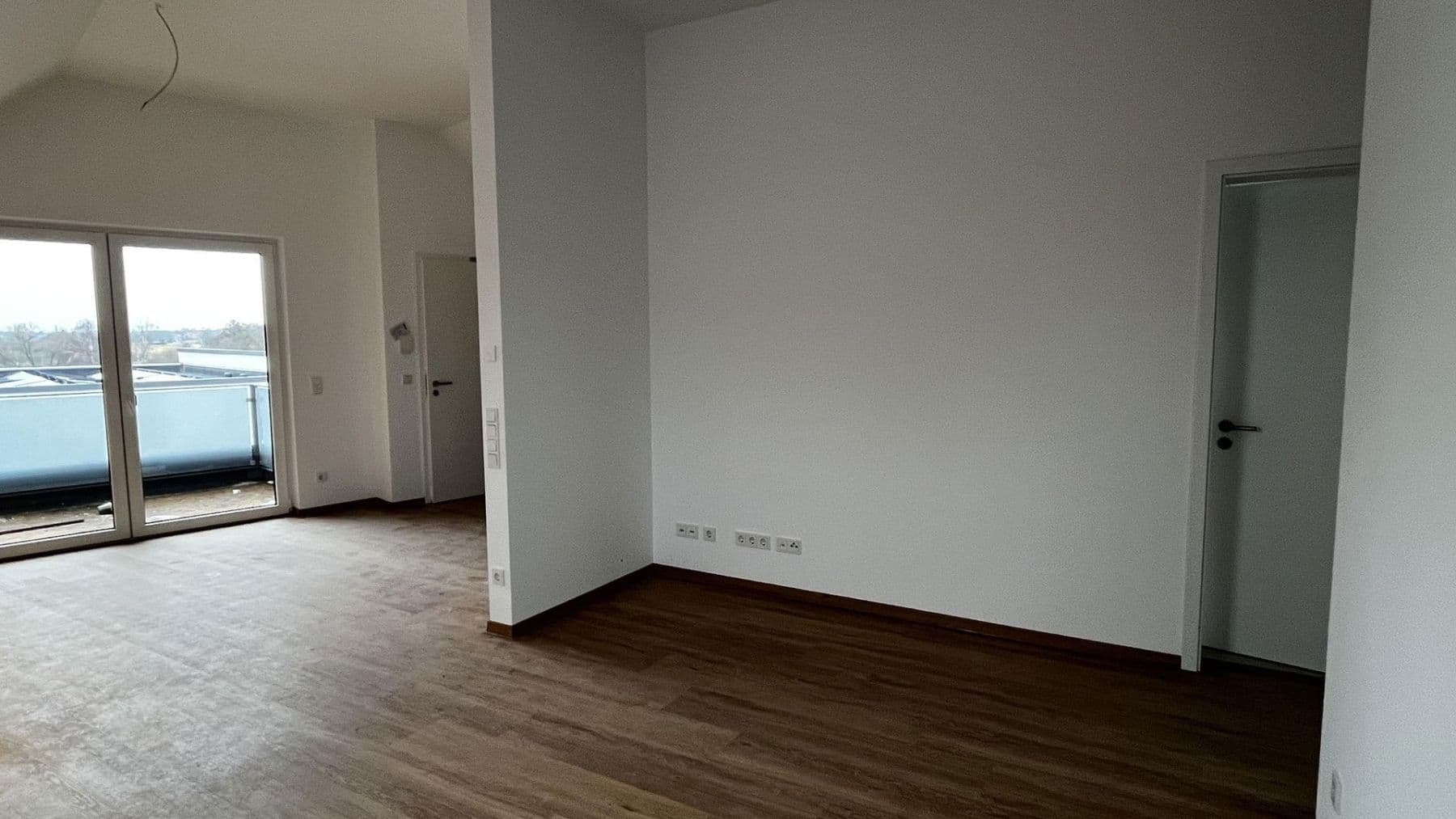 Prenájom bytu 3-izbový 72 m², Seligenstadt, Hesensko Prenájom bytu 3-izbový 72 m², Seligenstadt, Hesensko